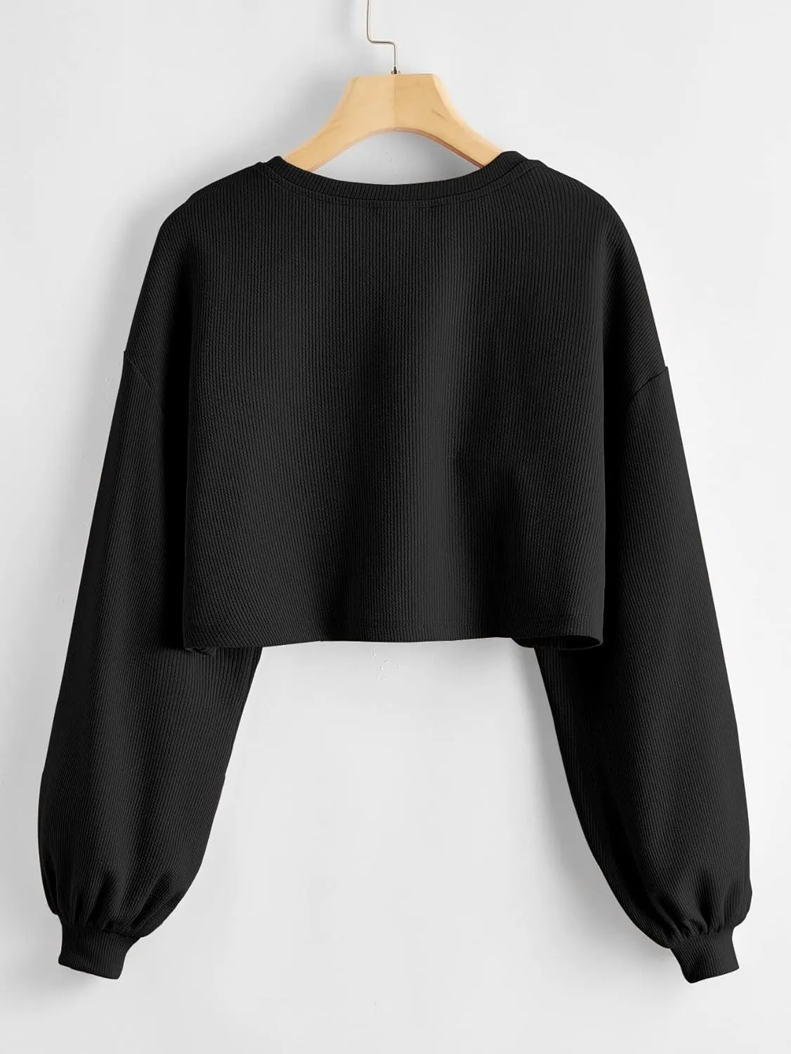 OYOANGLE Women's Casual Basic Crew Neck Raw Hem Crop Sweatshirt Long Sleeve Crop Tops